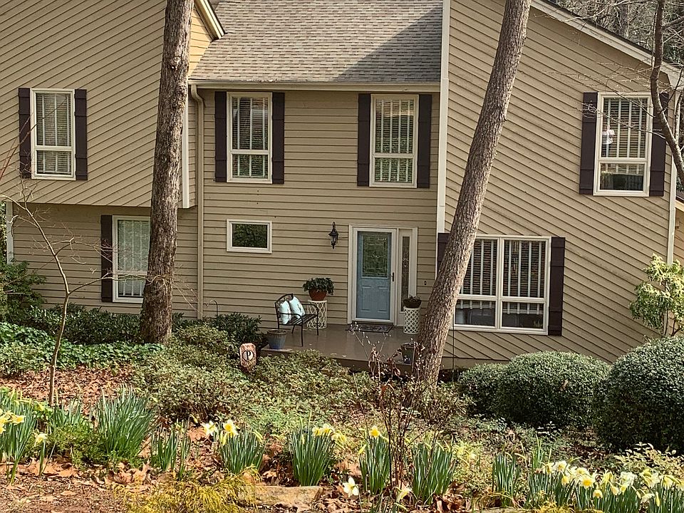 1st image of 2722 Kenwood Dr