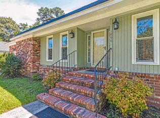 1066 Renwood Dr, Charleston, SC 29412