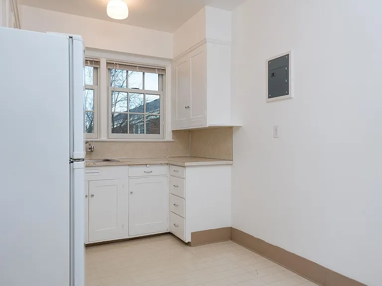 Sandycrest Terrace Apartments — Photo 23