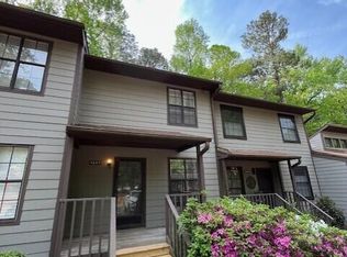 4247 The Oaks Dr, Raleigh, NC 27606