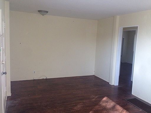 2nd image of 2151-53 Drescher St