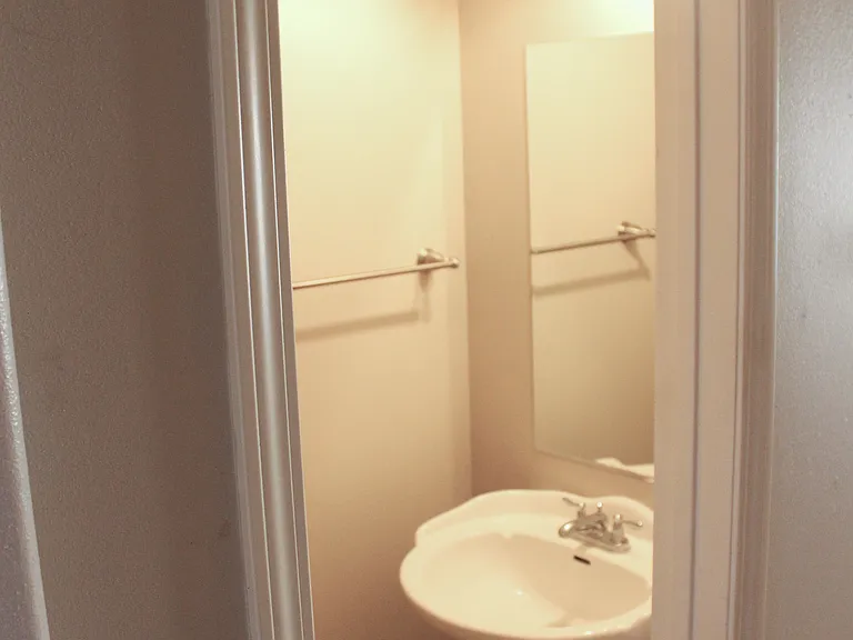 4111 SW Shadowrock Pl #2 — Photo 3