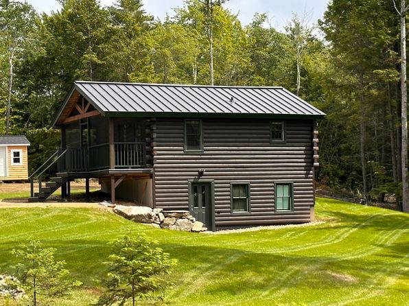 15 Lenfest Road, Palermo, ME 04354