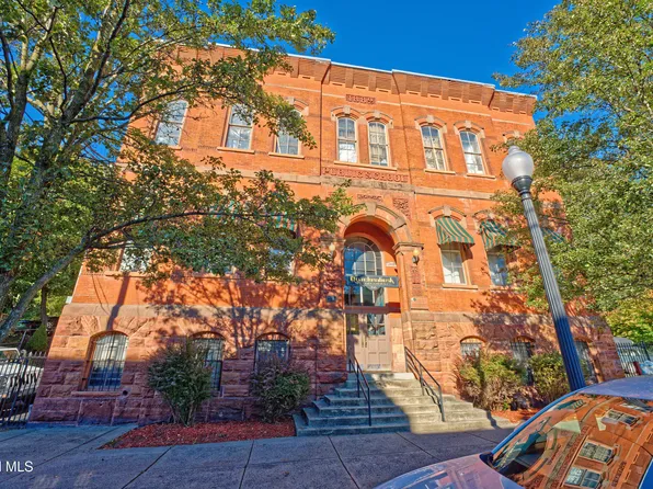 206 N Pearl Street APT 102, Albany, NY 12207