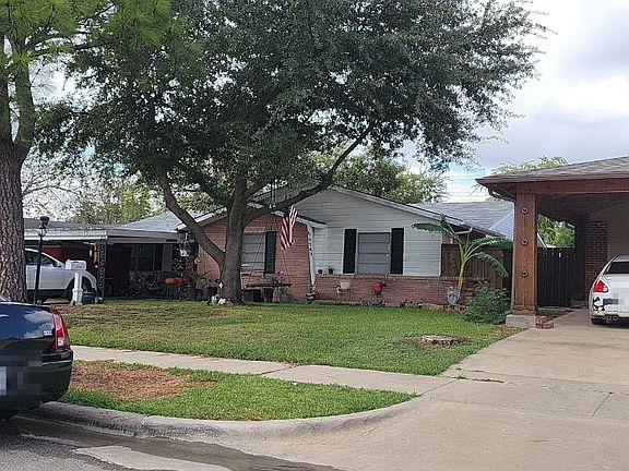 2nd image of 2743 Rosewood Dr