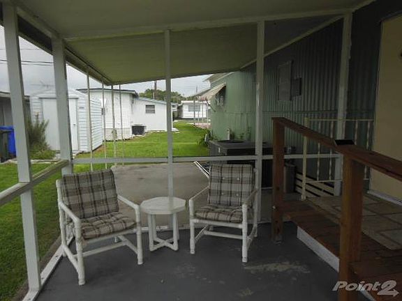 3rd image of 15 Aa St