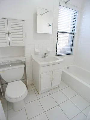 Rented by Townsley & Gay, LLC | media 4