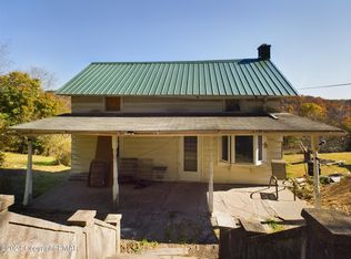 23 Middleburg Rd, White Haven, PA 18661