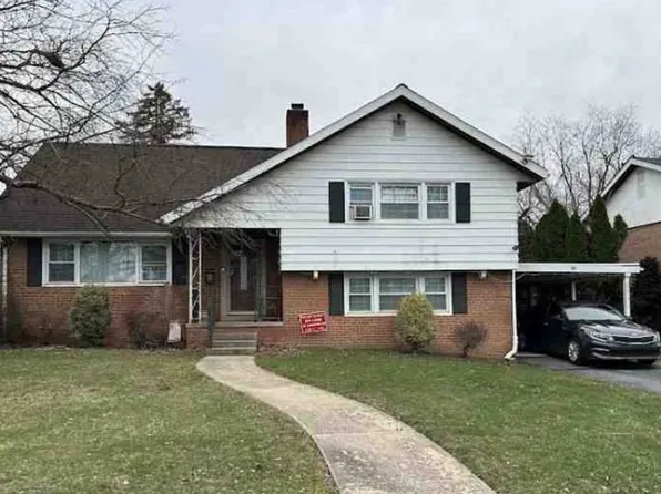 516 Snyder Rd, Reading, PA 19609