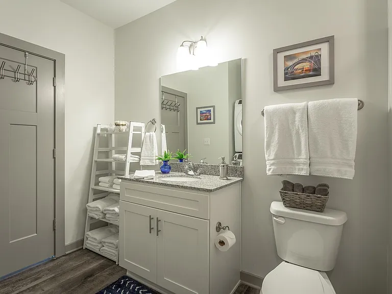 804 Riverfront Pkwy #206 — Photo 8