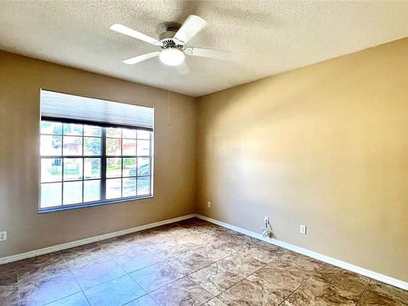 4th image of 253 Piano Ln