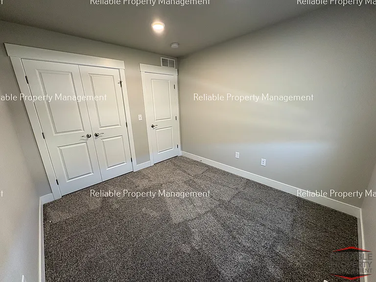 2015 Lawrence Ln #1401 — Photo 9