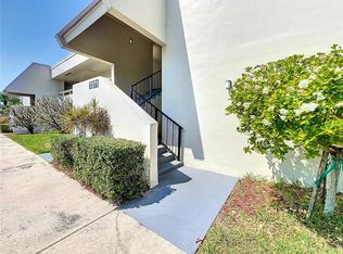7271 W Country Club Dr N APT 222, Sarasota, FL 34243