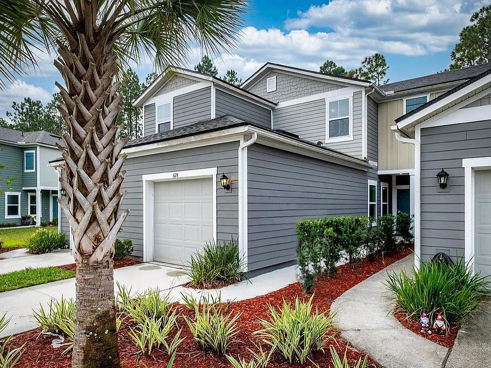 1st image of 624 Servia Dr