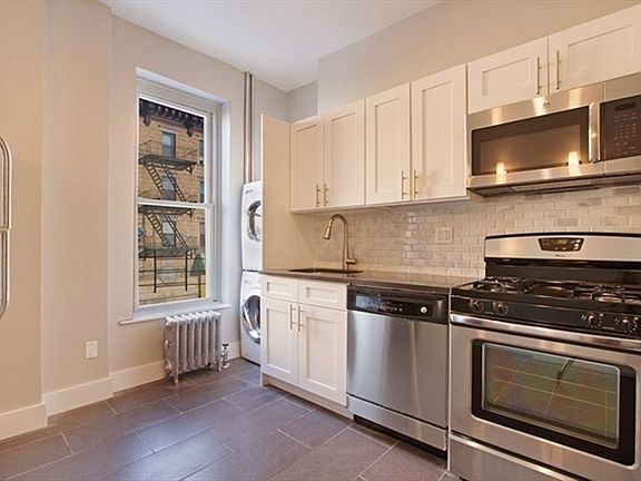 5th image of 616 Halsey St APT 2R