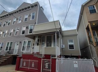 130 Lincoln St #1, Jersey City, NJ 07307