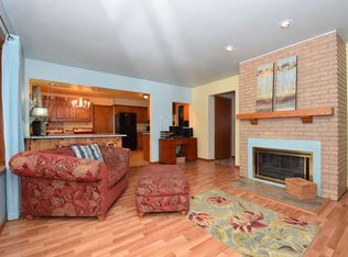 N67W25987 Silver Spring Dr, Sussex, WI 53089