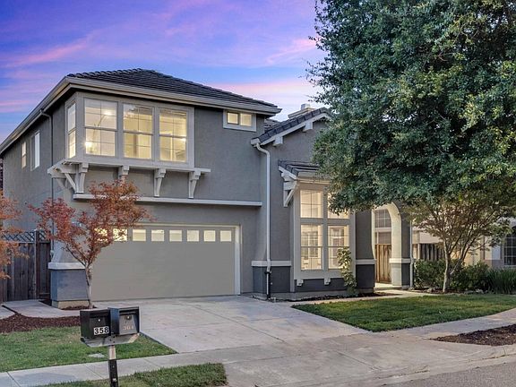2nd image of 364 Gardenia Dr