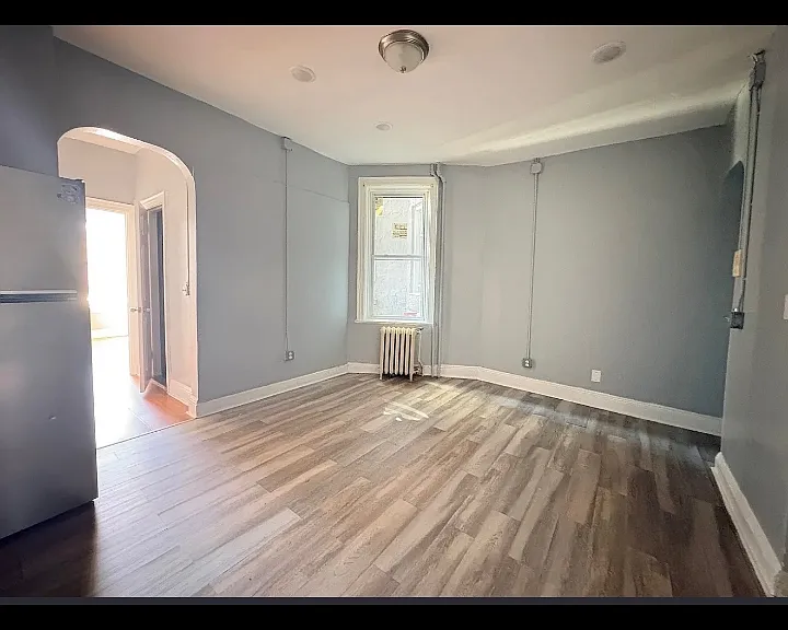 402 Central Ave #B4 — Photo 3