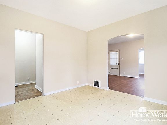 3rd image of 136 E Fairview Ave