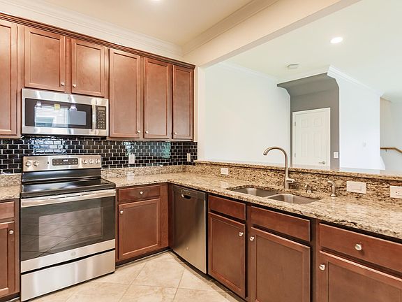 5th image of 2644 Blossom Way