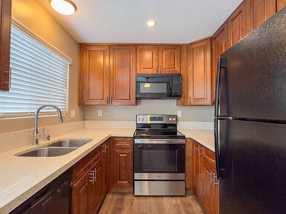 2nd image of 4147 48th St APT 7
