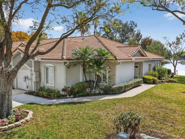 1012 SW 42nd Ave, Deerfield Beach, FL 33442