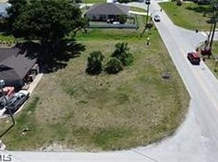 1 Mariner Ln, Rotonda West, FL 33947