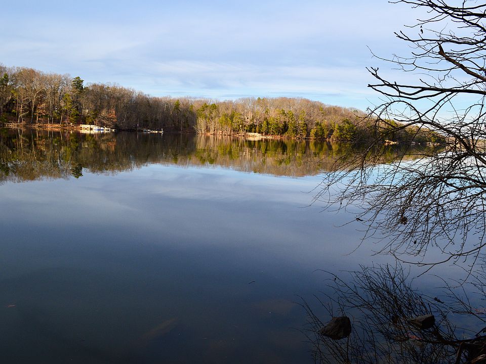 1st image of 131 Dale Brook Ct