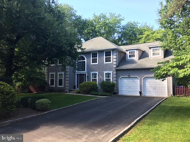 1st image of 8 Victoria Ct