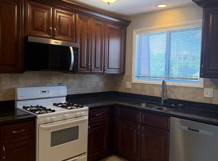 3619 Salem Walk APT A2, Northbrook, IL 60062