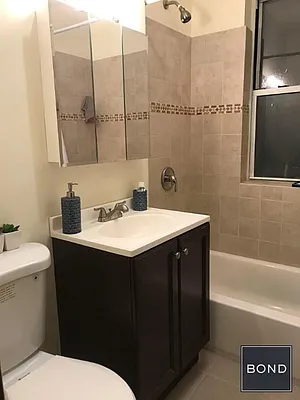 Rented by Bond New York | media 15