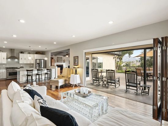 4214 Bobbie Ln, La Mesa, CA 91941