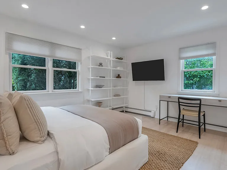 10 Barsdis Ln — Photo 30