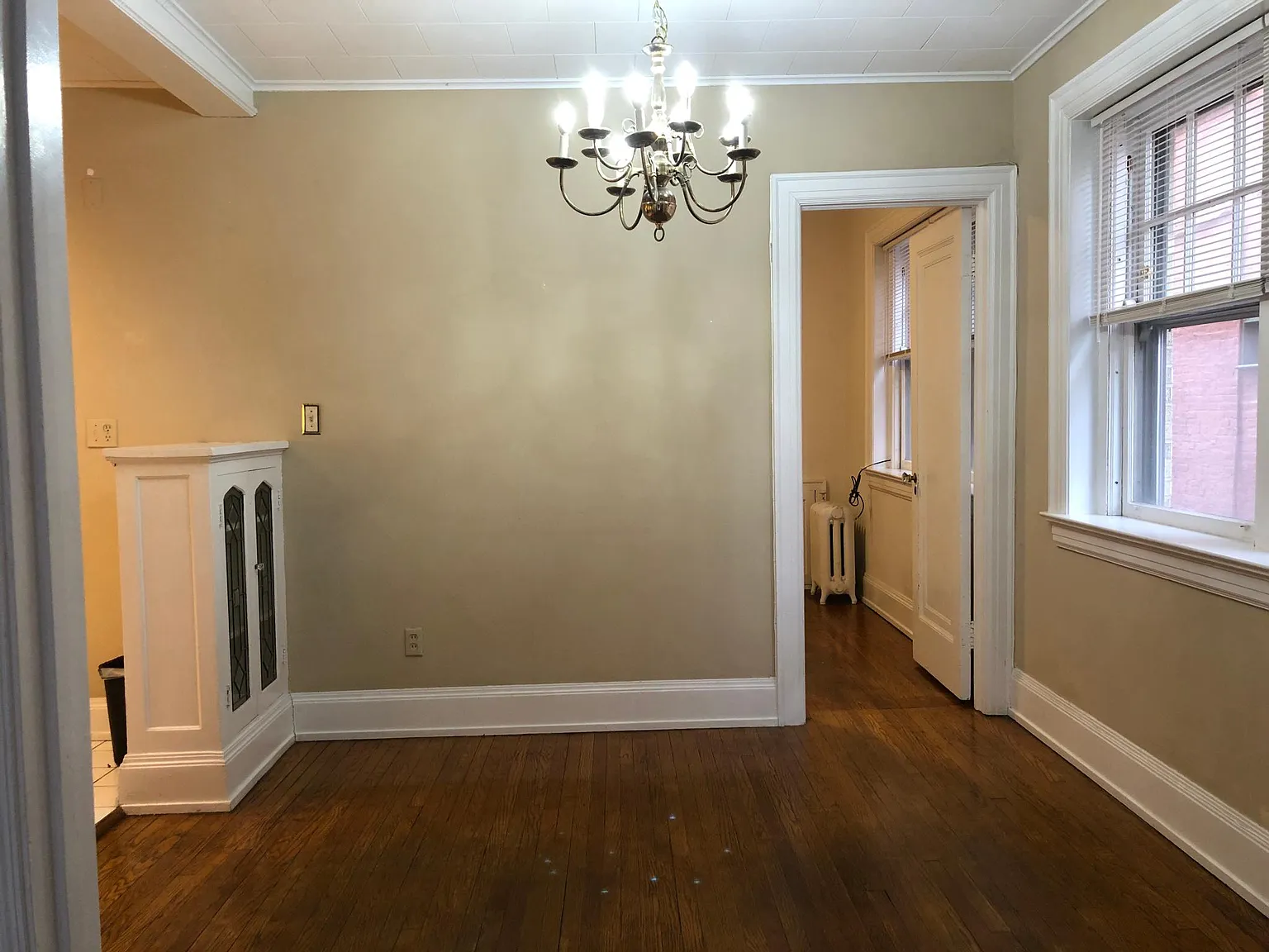 385 Bryant St — Photo 4