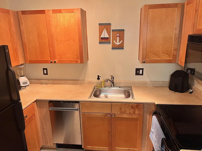5162 Salmon Dr SE #D — Photo 9