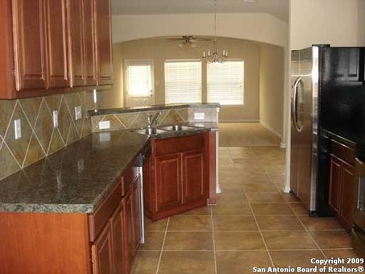 2nd image of 923 Sienna View