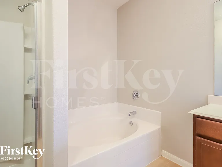 20802 Echo Manor Dr — Photo 10