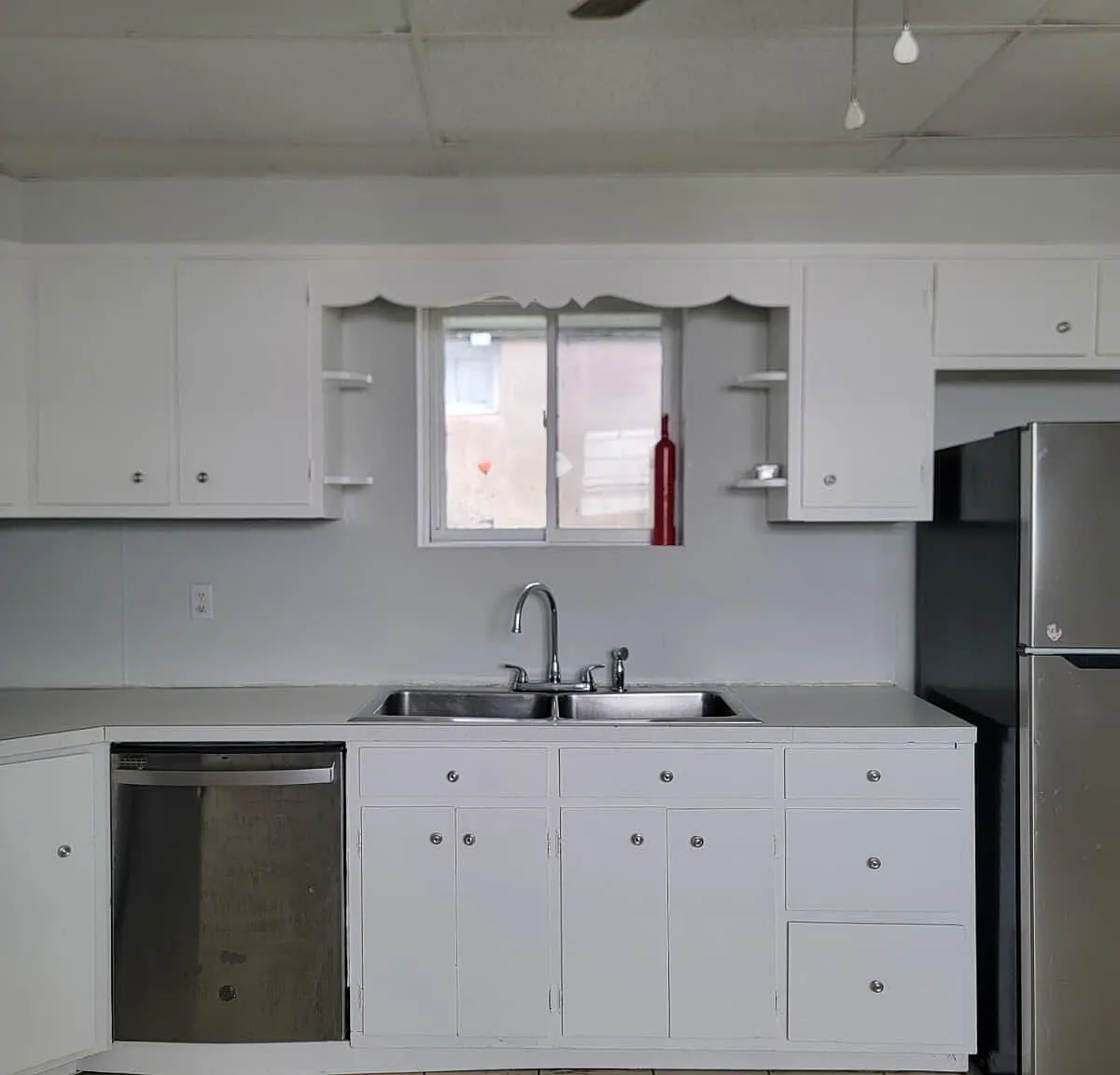 2 bed, 1.0 bath, 1168 sqft, $1,300 — Photo 1