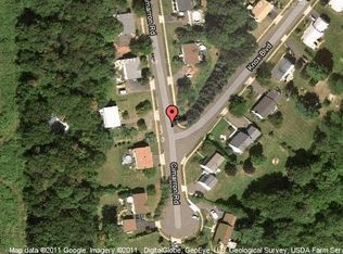 207 Cimarron Rd, Middletown, CT 06457