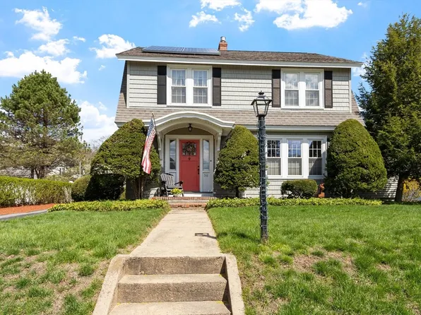 248 Elm St, Gardner, MA 01440