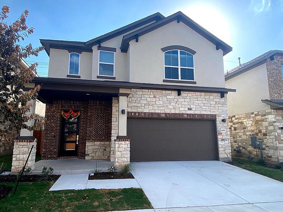 1st image of 1257 Summerbrooke Cir Unit 39