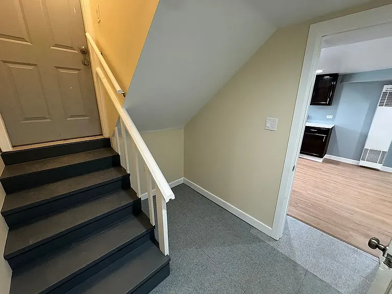 6611 S Saint Louis Ave #G2 — Photo 6