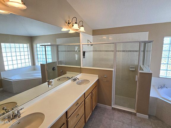 4th image of 3132 Siderwheel Dr #3132