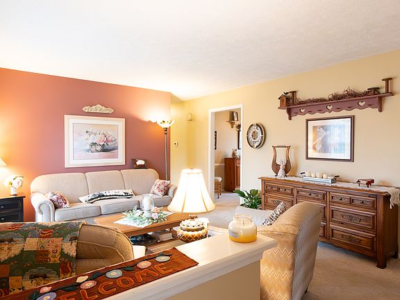 4th image of 2273 Woodland Trce