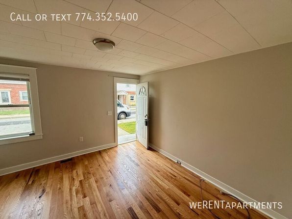 12 Elm St #12B