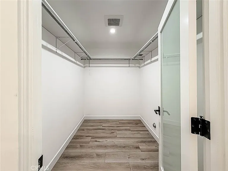 22921 Dolorosa St — Photo 36