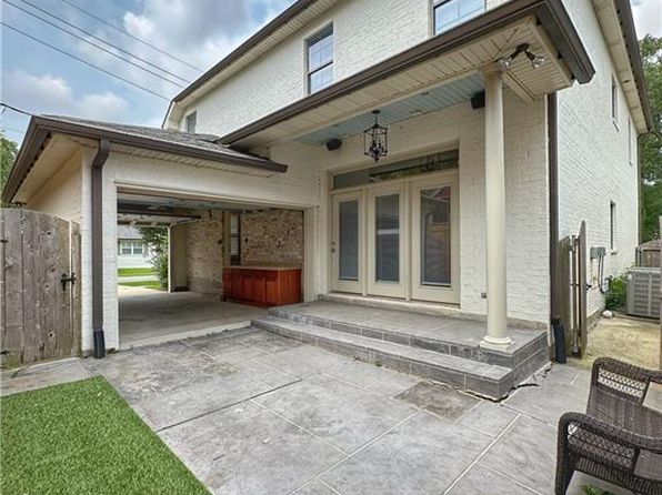 701 Metairie Lawn Dr, Metairie, LA 70001