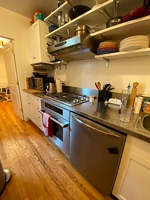 Rented by Citi Nest Group LLC | media 12