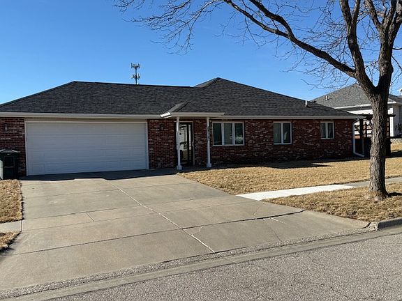2nd image of 2818 Brummond Dr Unit A